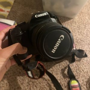 Canon Rebel XSI EOS 405D digital camera